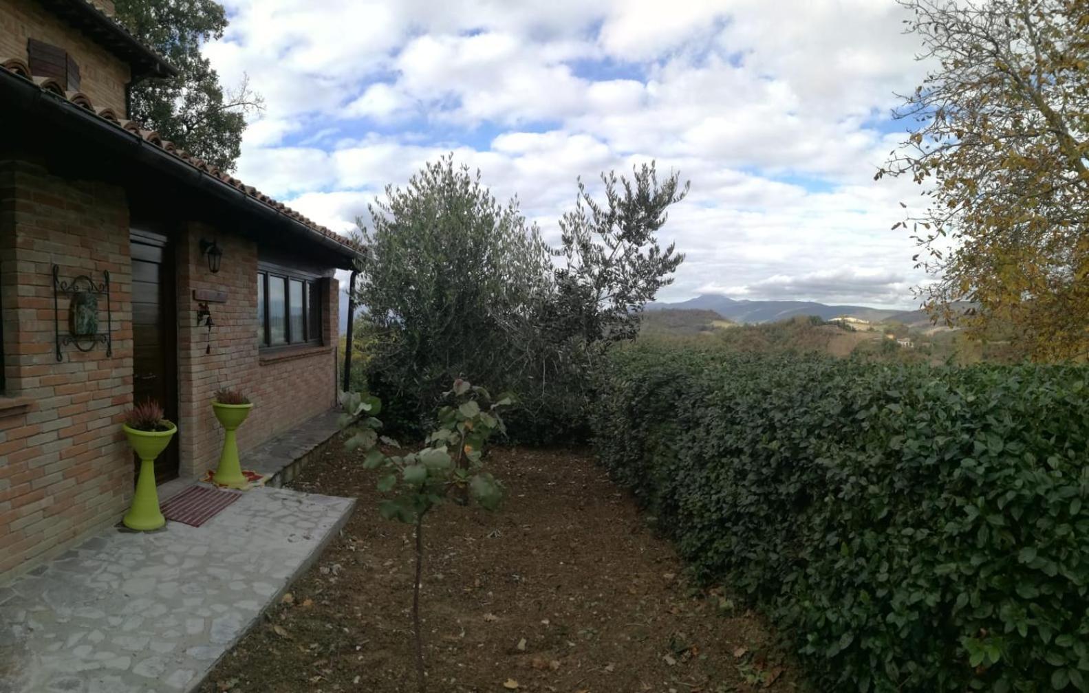Il Castagneto Bed and Breakfast Camerino Exteriör bild