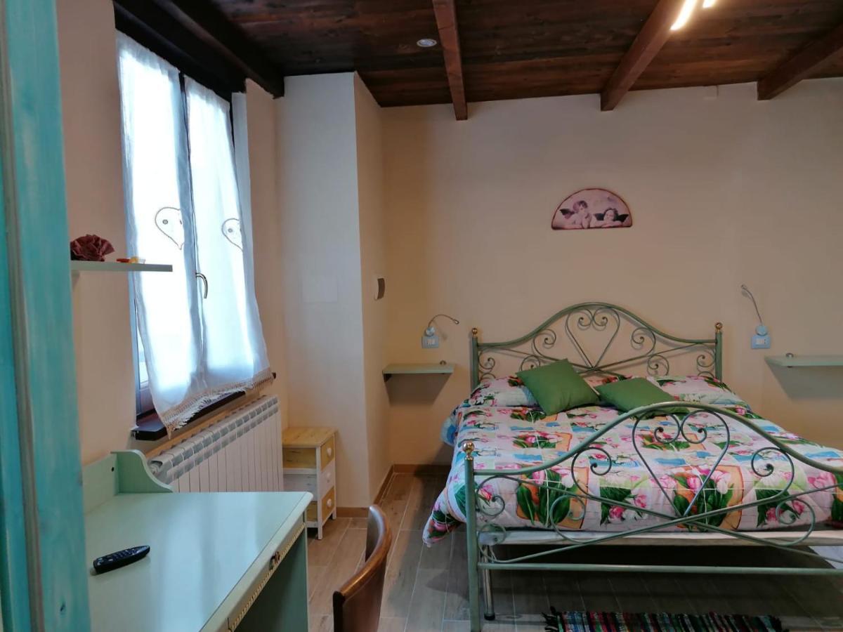 Il Castagneto Bed and Breakfast Camerino Exteriör bild
