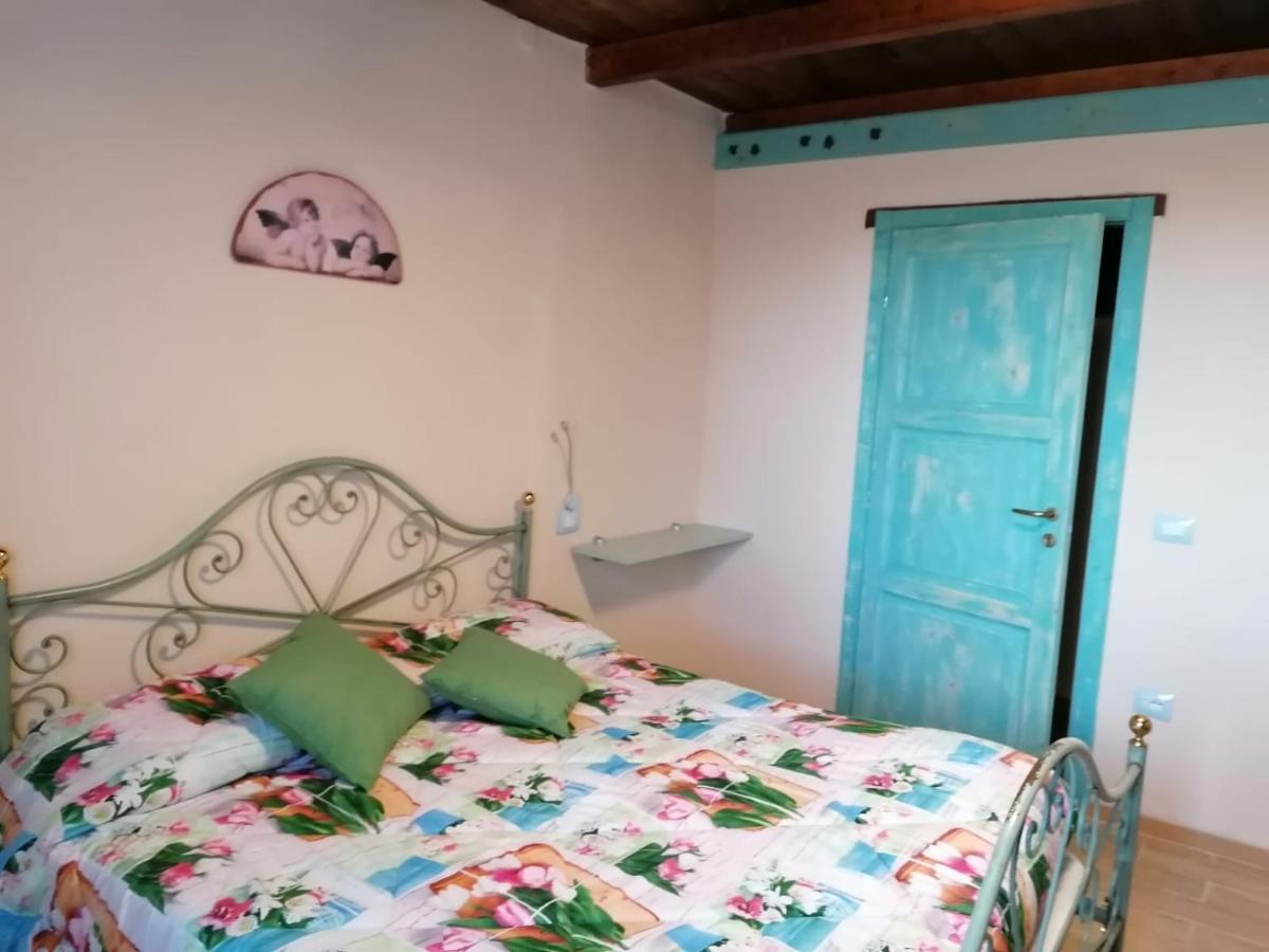 Il Castagneto Bed and Breakfast Camerino Exteriör bild
